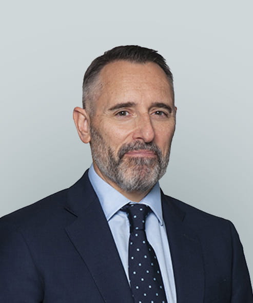 Simon Williams